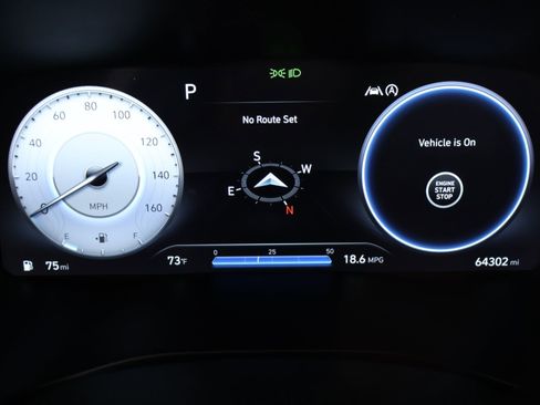 Used 2023 Hyundai Santa Fe Limited FWD image 4