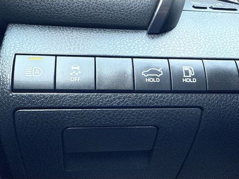 Used 2023 Toyota Camry SE image 30