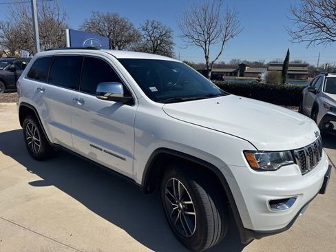 Used 2018 Jeep Grand Cherokee Limited image 1