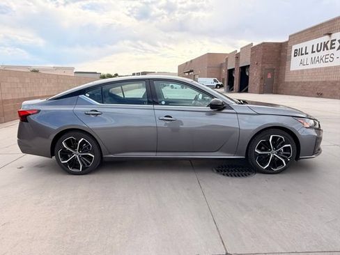 Used 2026 Nissan Altima 2.5 SR FWD image 5