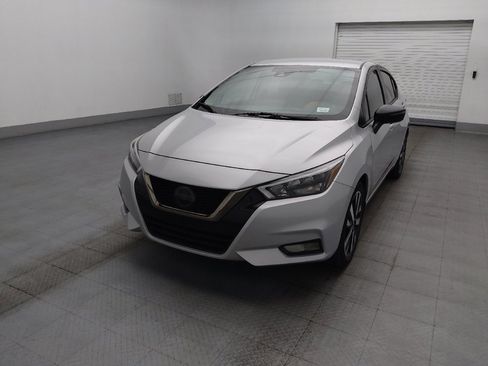 Used 2021 Nissan Versa SR w/ Convenience Package FWD image 15