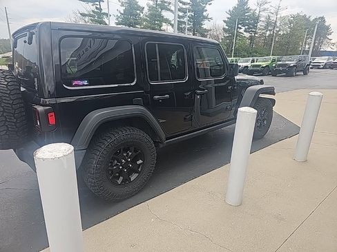 Certified 2021 Jeep Wrangler Unlimited Sport image 5