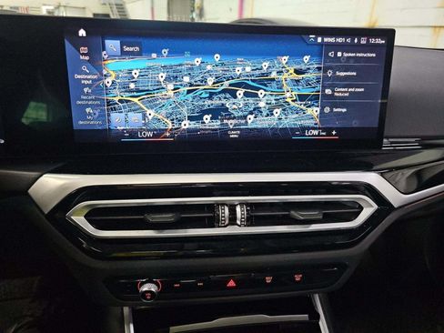 Used 2023 BMW 330i xDrive Sedan w/ Premium Package AWD/4WD image 9