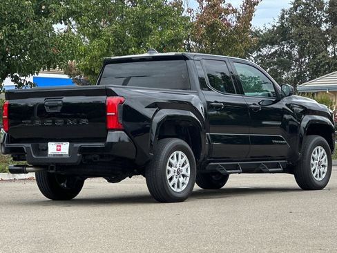 Certified 2025 Toyota Tacoma SR5 RWD image 4