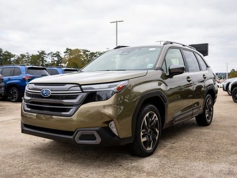 Certified 2025 Subaru Forester Limited w/ Popular Package #2 image 11