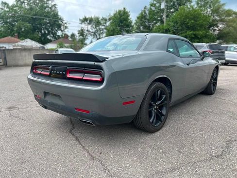 Used 2018 Dodge Challenger SXT Plus RWD image 7