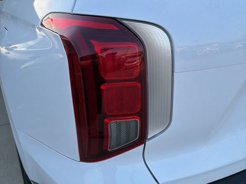 Used 2023 Hyundai Palisade Calligraphy w/ Cargo Package image 18