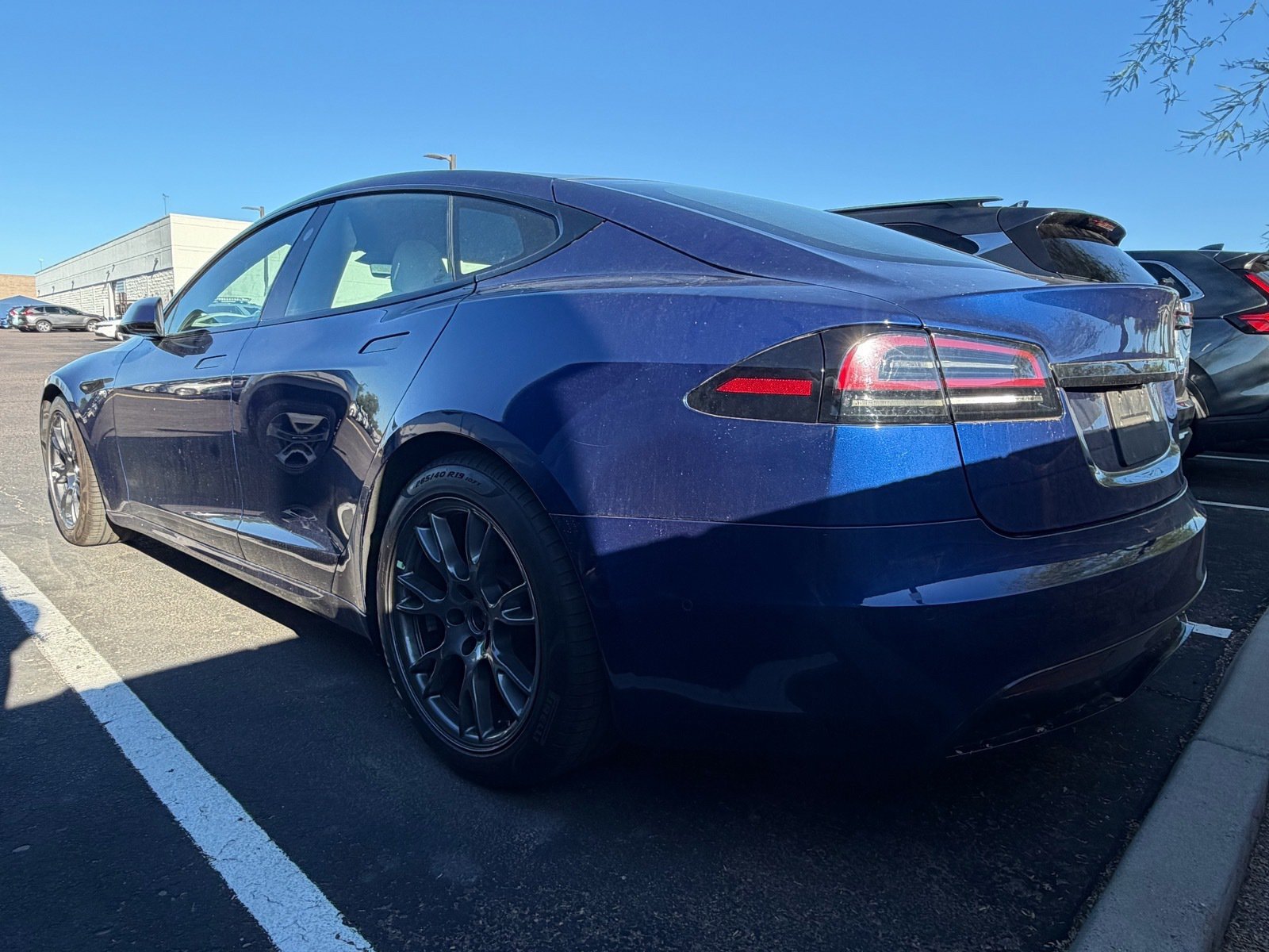 Used 2022 Tesla Model S AWD/4WD image 3