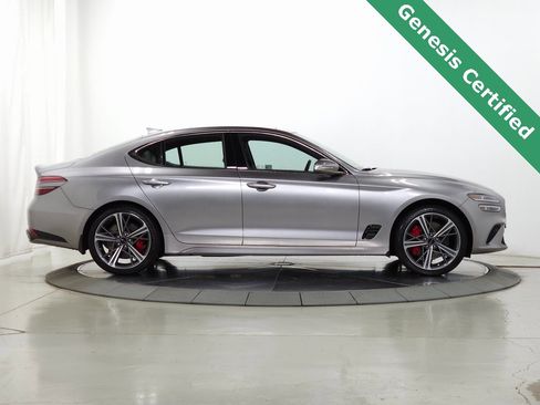 Used 2025 Genesis G70 2.5T w/ Sport Prestige Package image 11