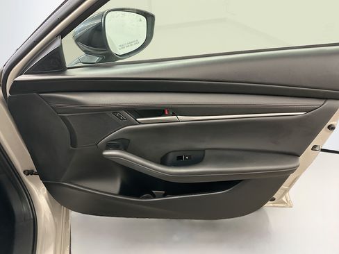 Used 2024 MAZDA MAZDA3 s FWD image 33