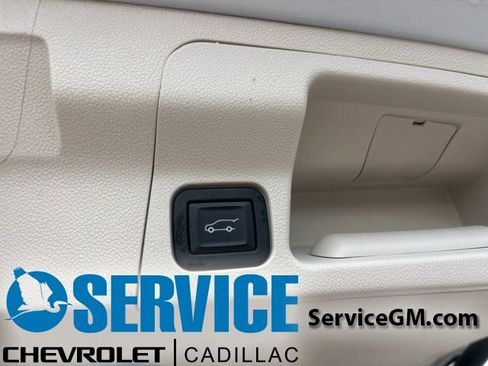 Used 2022 GMC Acadia Denali w/ Denali Ultimate Package image 7
