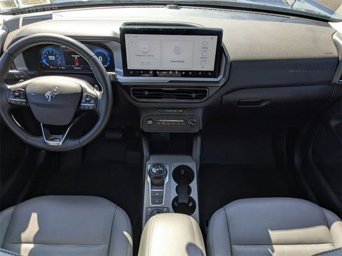 Used 2025 Ford Bronco Sport Badlands image 35