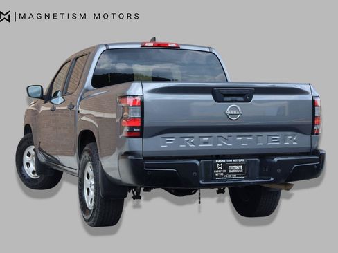 Used 2022 Nissan Frontier S w/ Technology Package RWD image 9
