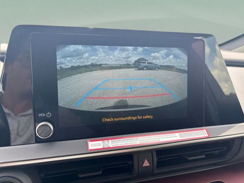 New 2026 Toyota Prius Plug-In Hybrid FWD image 11