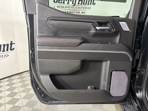 Used 2023 GMC Sierra 1500 AT4X image 22