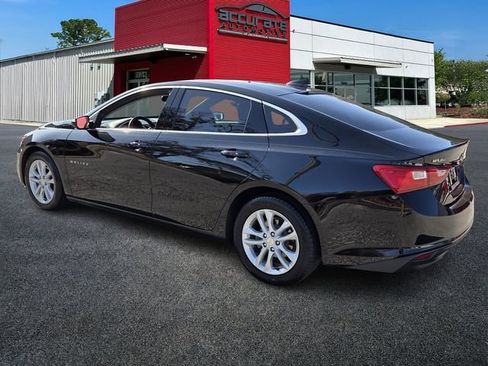 Used 2016 Chevrolet Malibu LT image 3