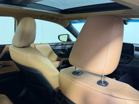 Used 2024 Lexus ES 350 Ultra Luxury w/ Accessory Package (Z2) FWD image 26