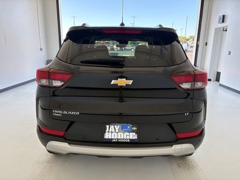 Used 2024 Chevrolet TrailBlazer LT w/ LT Cold Weather Package AWD/4WD image 20