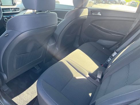 Used 2019 Hyundai Tucson SE image 16