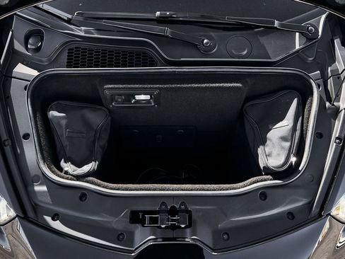 Used 2021 Lamborghini Huracan EVO image 15