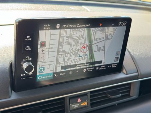 Used 2023 Honda Pilot Touring image 31