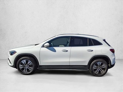 Certified 2025 Mercedes-Benz GLA 250 4MATIC image 9