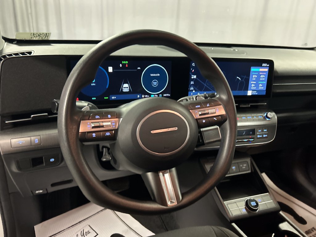 Used 2024 Hyundai Kona SE FWD image 13