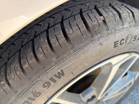 Used 2023 Kia Forte LXS image 9