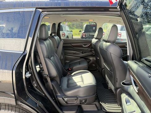 Used 2023 Subaru Ascent Touring AWD/4WD image 13