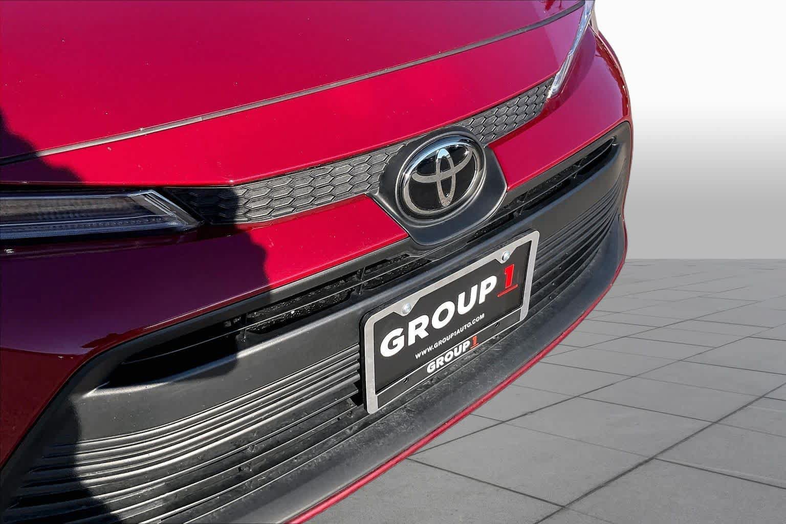 Used 2026 Toyota Corolla LE FWD image 29