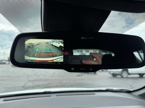 Used 2018 Toyota C-HR XLE FWD image 20