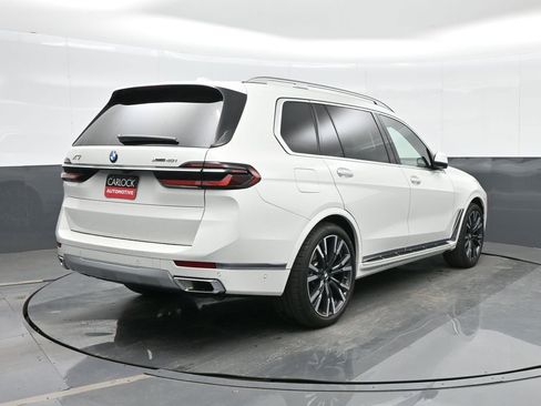 Used 2025 BMW X7 xDrive40i image 7