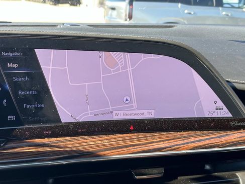 Used 2021 Cadillac Escalade Premium Luxury w/ Performance Package image 33