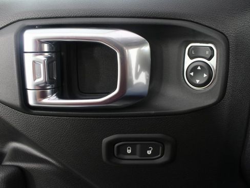 New 2026 Jeep Wrangler Unlimited Rubicon image 14