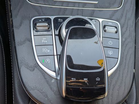 Used 2019 Mercedes-Benz E 300 4MATIC image 49