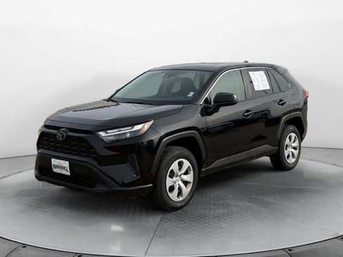 Used 2024 Toyota RAV4 LE image 7