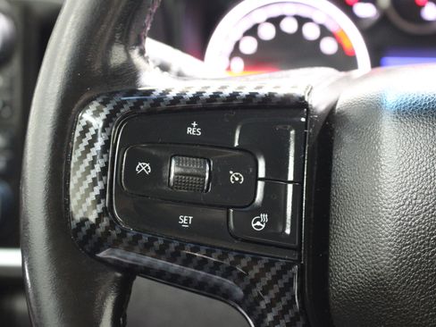 Used 2022 Chevrolet Silverado 1500 LT Trail Boss w/ LT Trail Boss Premium Package AWD/4WD image 11