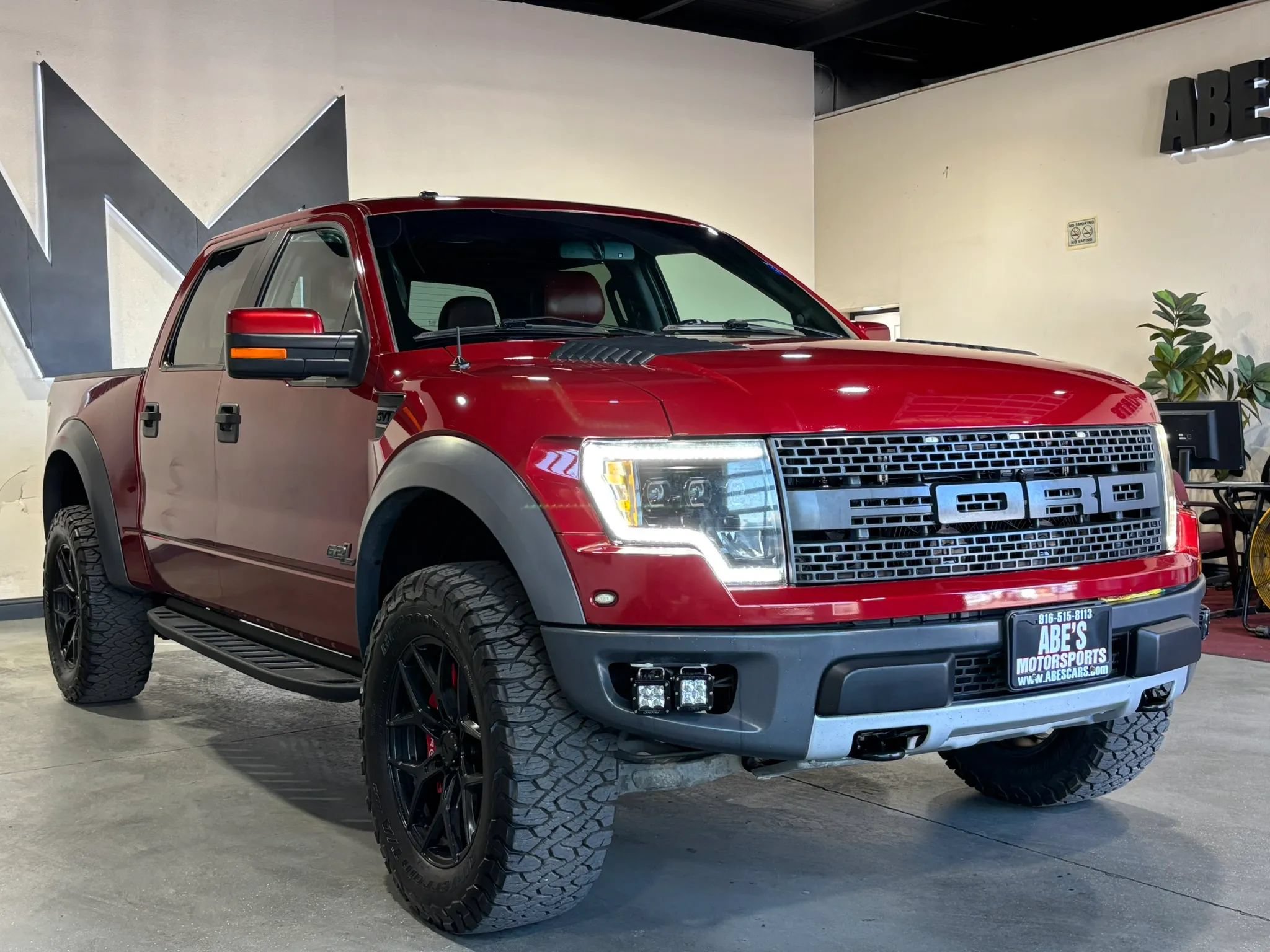 Used 2014 Ford F150 Raptor w/ Equipment Group 801A Luxury AWD/4WD image 2