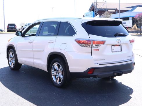 Used 2016 Toyota Highlander Limited w/ Driver Technology Package image 5