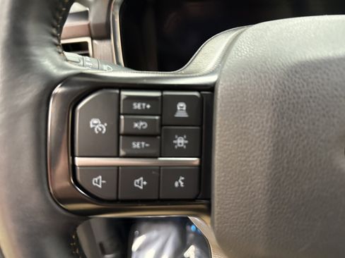 Used 2023 Ford F150 Platinum image 34