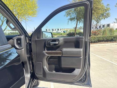 Used 2019 Chevrolet Silverado 1500 RST w/ All-Star Edition image 17