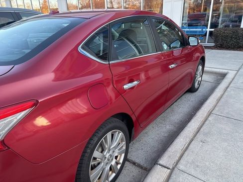 Used 2013 Nissan Sentra SL w/ Navigation Pkg image 14