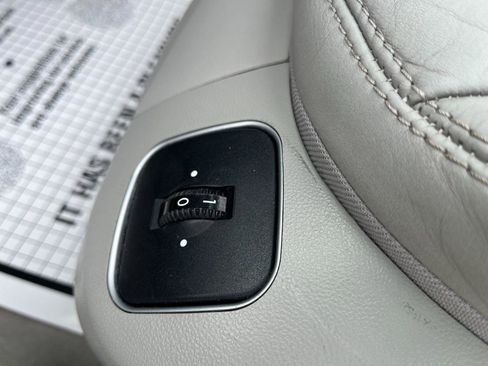 Used 2005 Mercedes-Benz SL 500 image 26