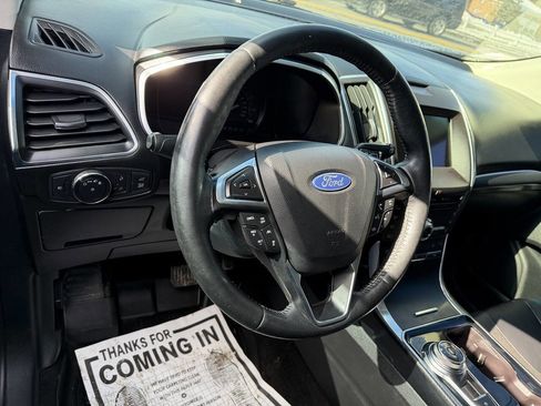Used 2019 Ford Edge Titanium w/ Equipment Group 301A image 20