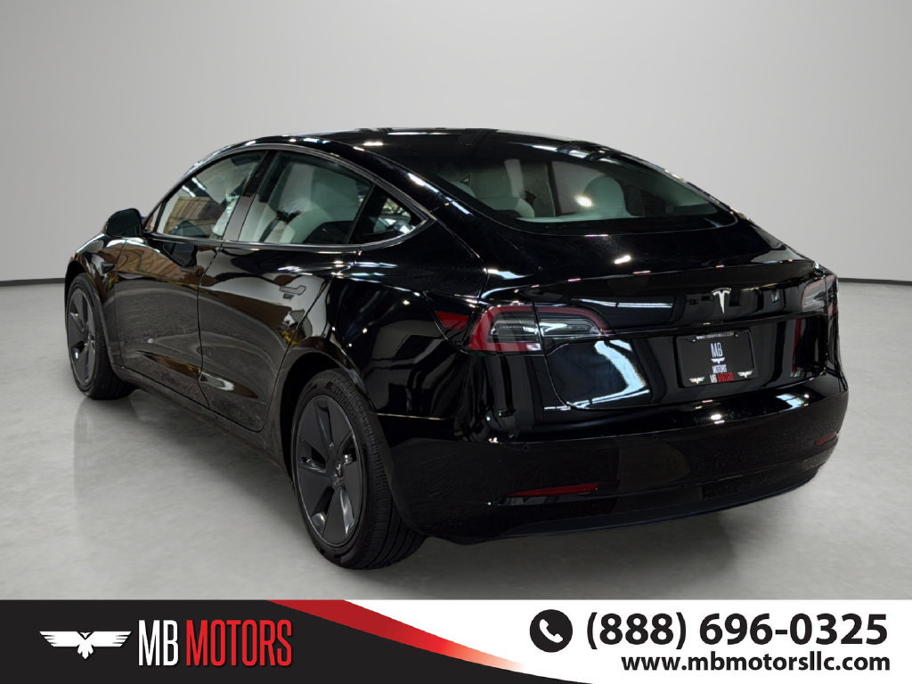 Used 2022 Tesla Model 3 RWD image 3