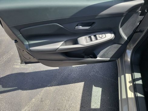 New 2026 Nissan Sentra SV w/ SV Convenience Package FWD image 24