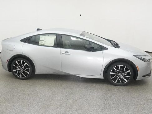 New 2026 Toyota Prius XSE image 11