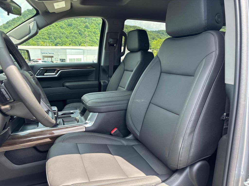 New 2026 Chevrolet Silverado 1500 RST w/ Convenience Package II AWD/4WD image 10