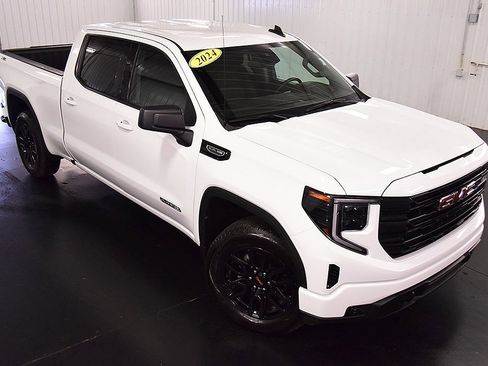 Used 2024 GMC Sierra 1500 Elevation image 10