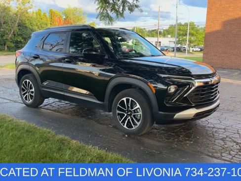 Certified 2024 Chevrolet TrailBlazer LT w/ Convenience Package AWD/4WD image 2